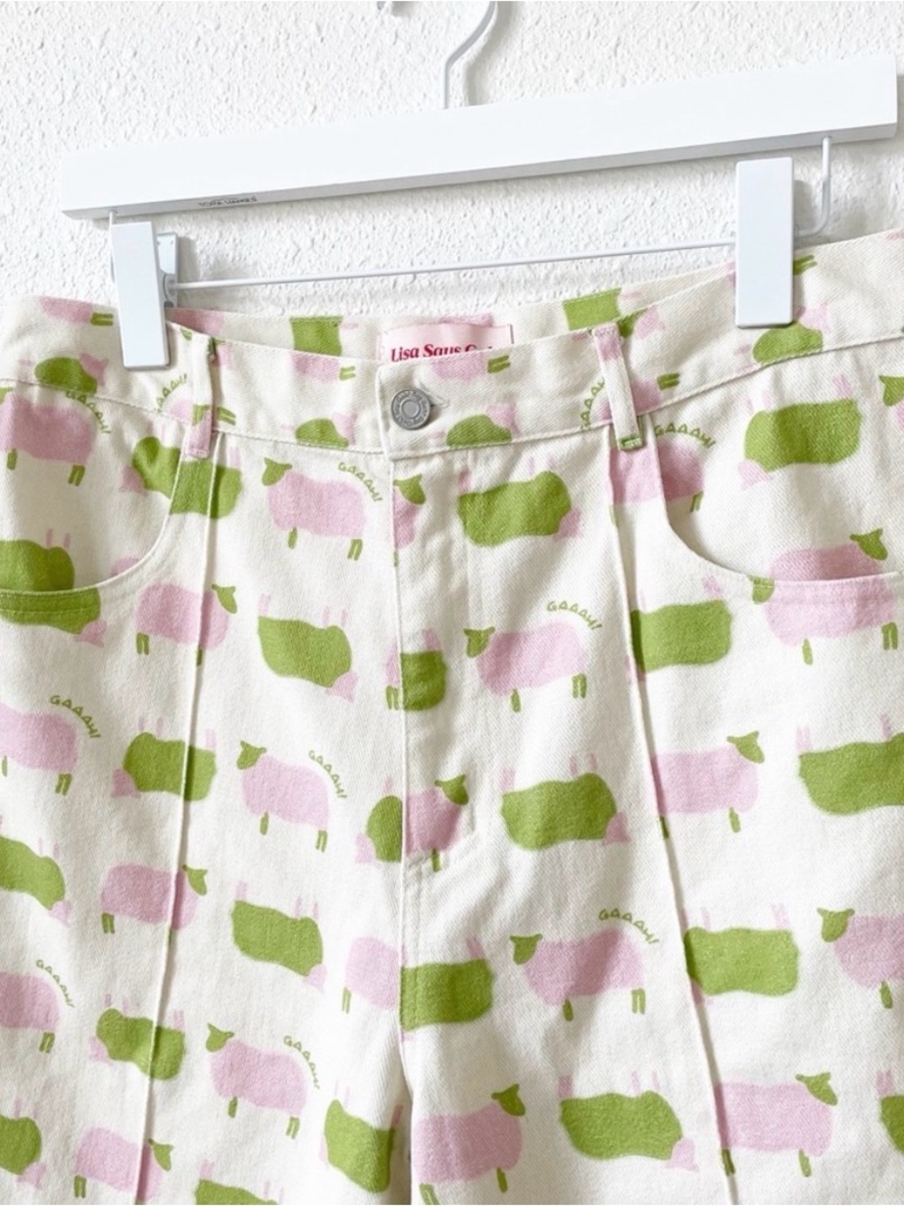 Lisa Says Gah Robyn Jeans Pink Green Sheep Size 32 Colorful Novelty Animal - Picture 3 of 6